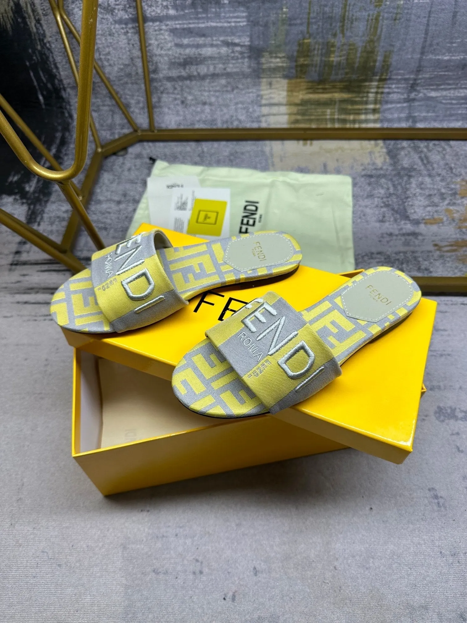 FF 5 Yellow Grey Canvas Slide